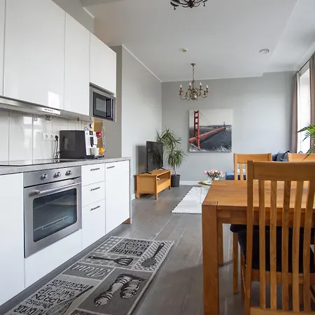 Ringi Old Town * Parnawa