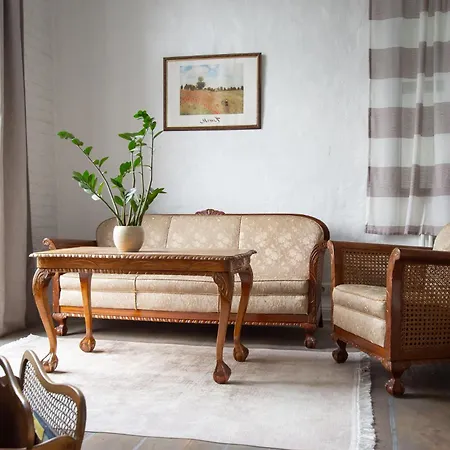 Ringi Old Town * Parnawa